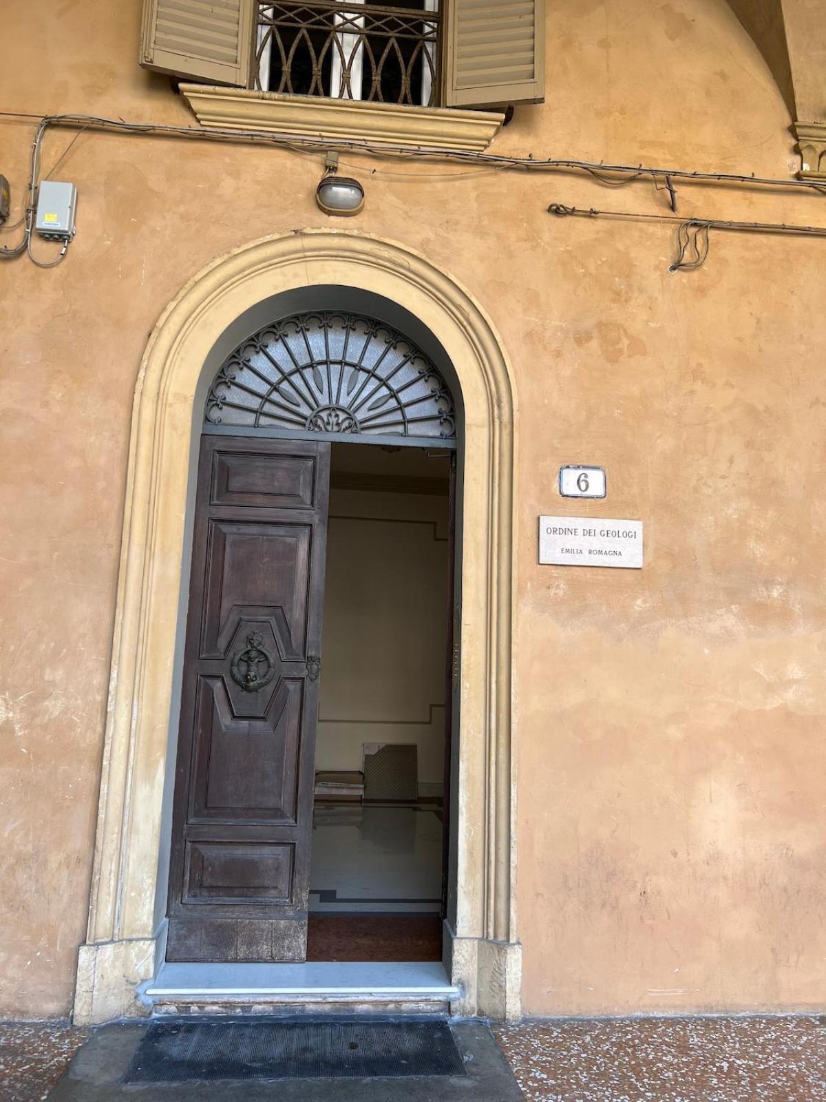The Window On The Courtyard, Entire Apartment - La Finestra Sul Cortile, Intero Appartamento — Photos 2