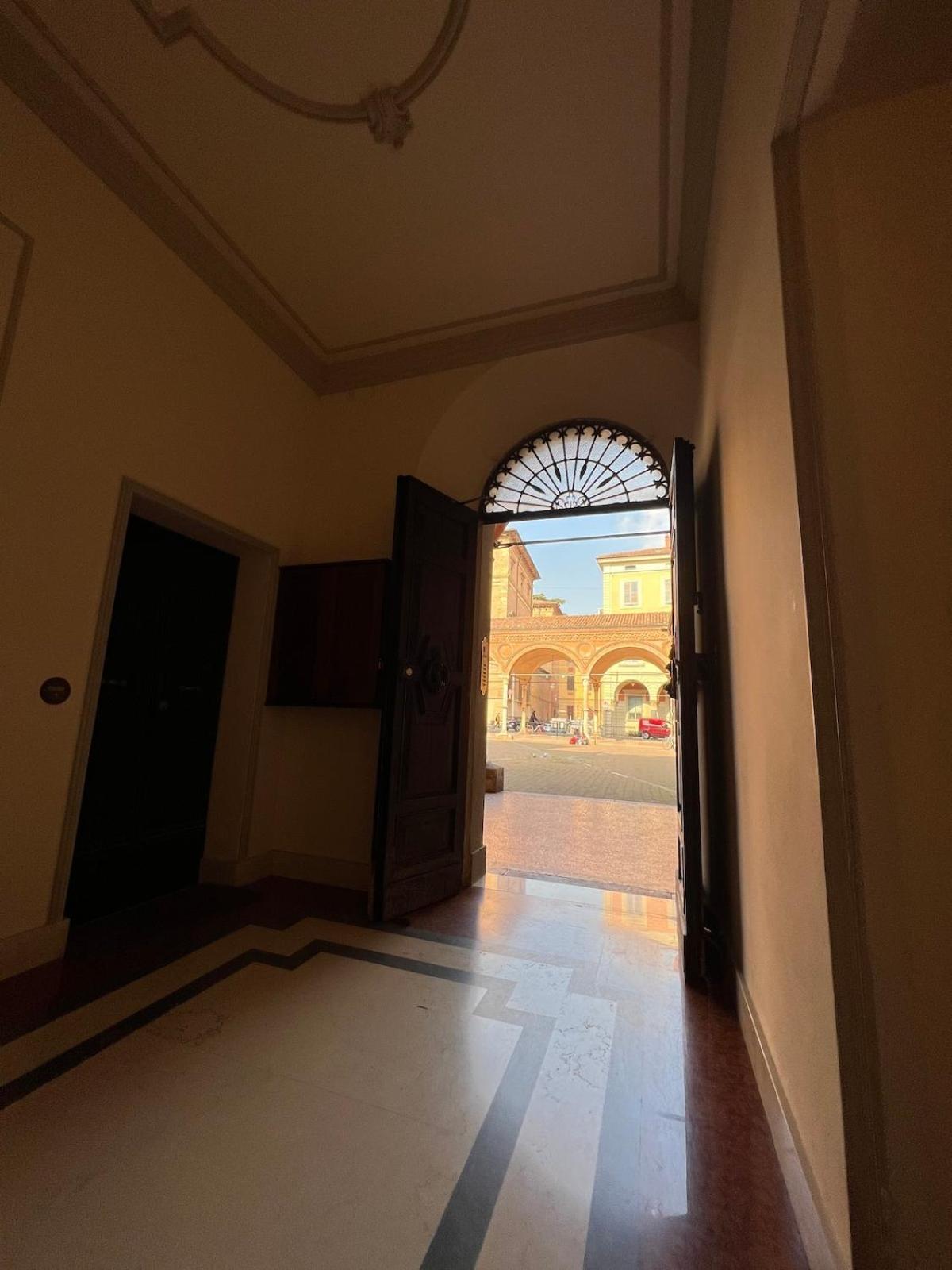 The Window On The Courtyard, Entire Apartment - La Finestra Sul Cortile, Intero Appartamento — Photos 3